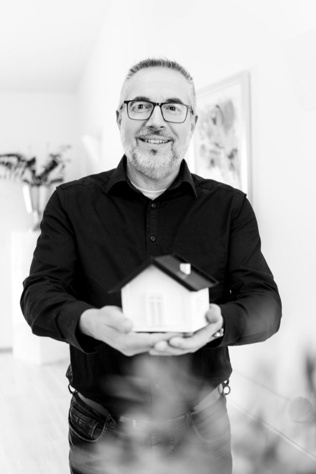 2 Baufinanzierung Baden-Württemberg: Tim Hybl von BAUFIPUR