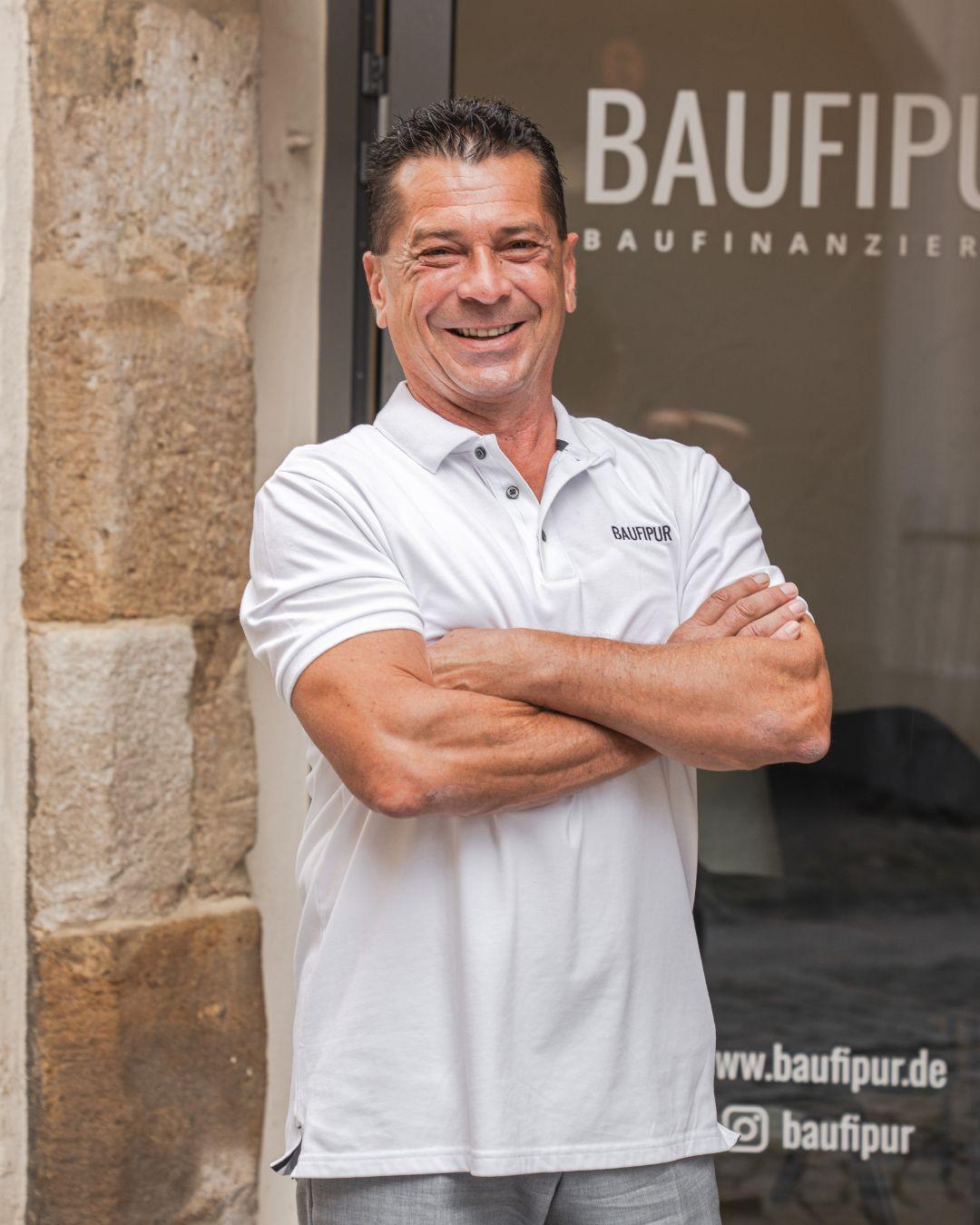 Baufinanzierung Baden-Württemberg: Tim Hybl von BAUFIPUR